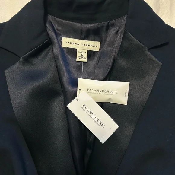 Banana Republic Midnight Blue Blazer - Picture 2 of 3